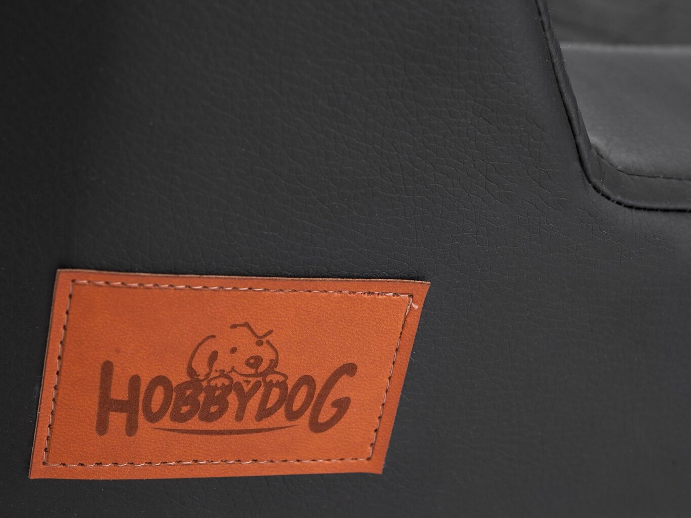 Hobbydog pesa Triumph Black, L, 80x50x18 cm hind ja info | Pesad, padjad | kaup24.ee