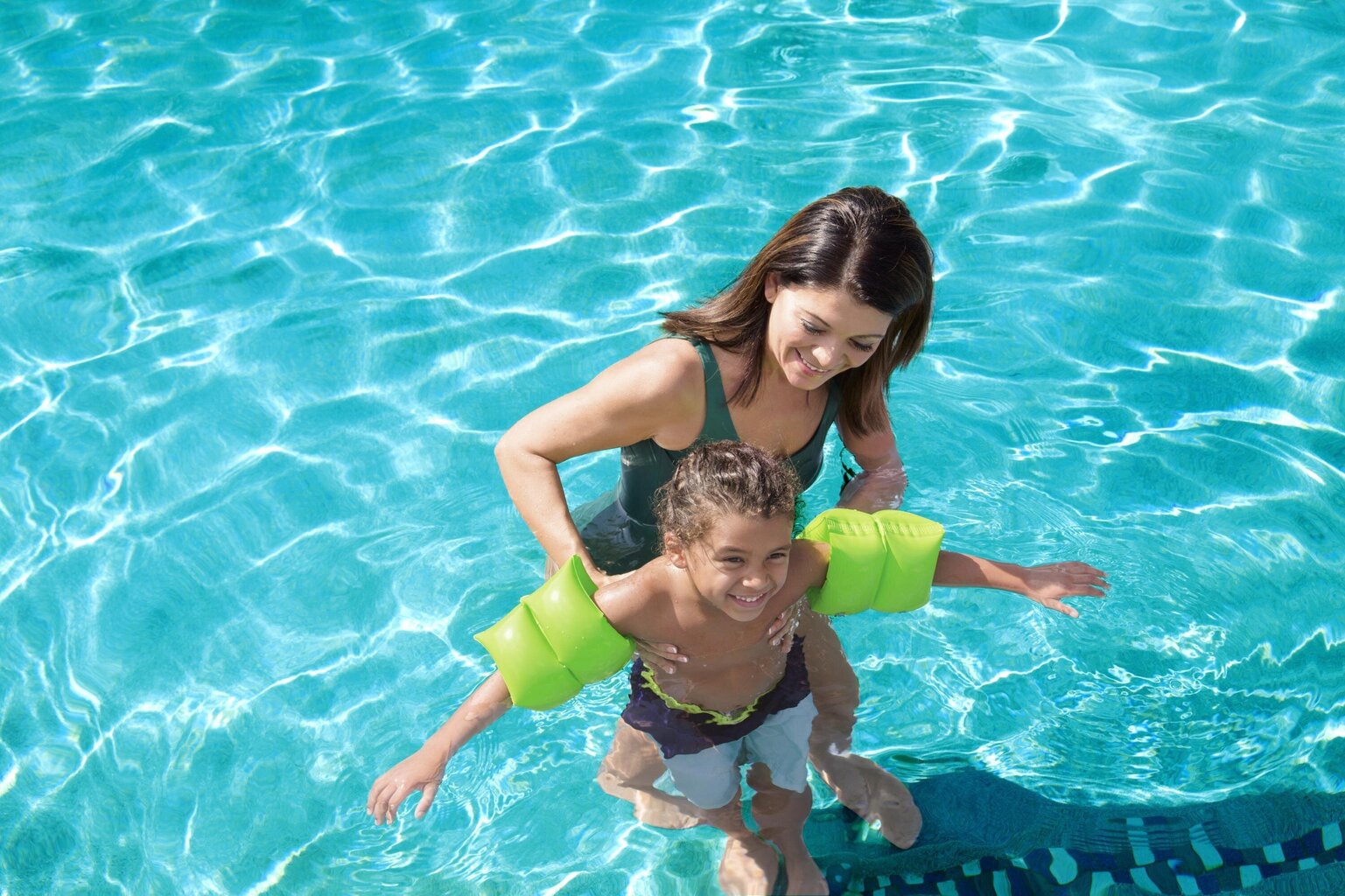Täispuhutavad ujumiskätised Bestway Assorted Armbands, roheline/oranž hind ja info | Ujumisvestid ja -kätised | kaup24.ee