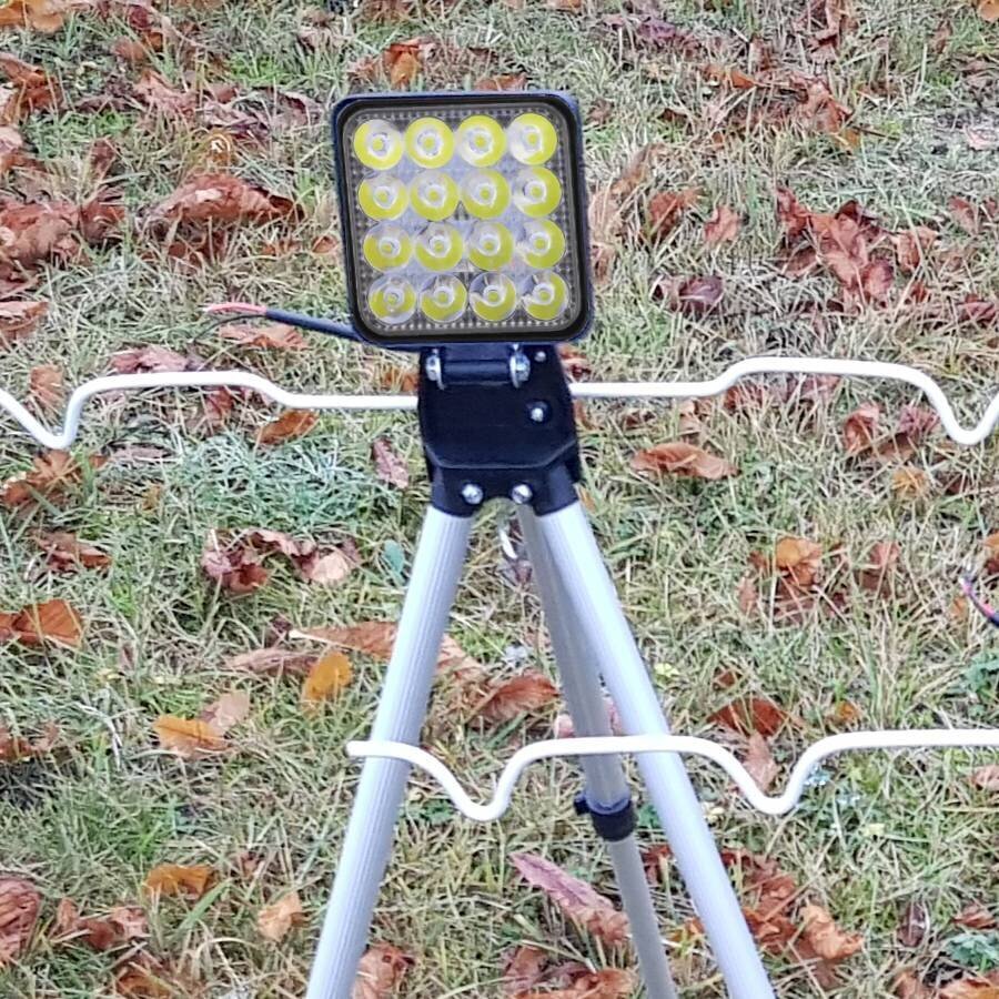 Lamp 16 LED 48W Ruut 6000 K hind ja info | Taskulambid, prožektorid | kaup24.ee