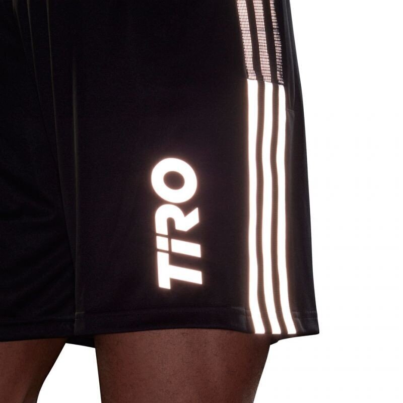 Meeste spordi lühikesed püksid Adidas Tiro Short Reflective Wording M GQ1038 kaina ir informacija | Meeste spordiriided | kaup24.ee