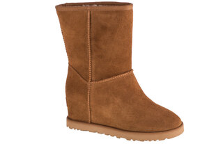 Saapad naistele UGG W Classic Femme Short 1104611-CHE hind ja info | Naiste saapad | kaup24.ee