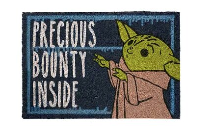 Pyramid International Door Mat Star Wars: The Mandalorian Precious Bounty Inside Baby Yoda цена и информация | Fännitooted mänguritele | kaup24.ee