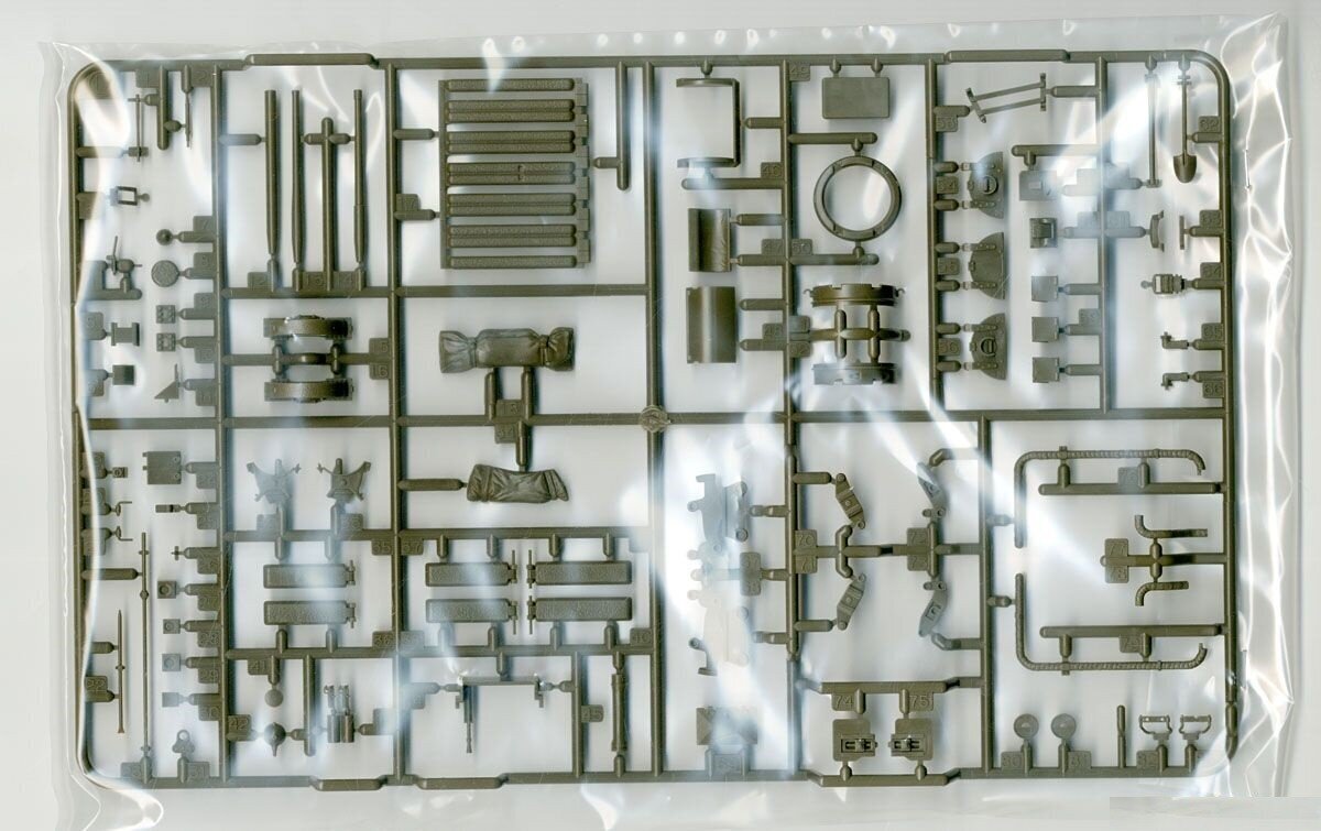 Tamiya - Matilda Mk.III/IV Red Army, Scale:1/35, 35355 цена и информация | Klotsid ja konstruktorid | kaup24.ee