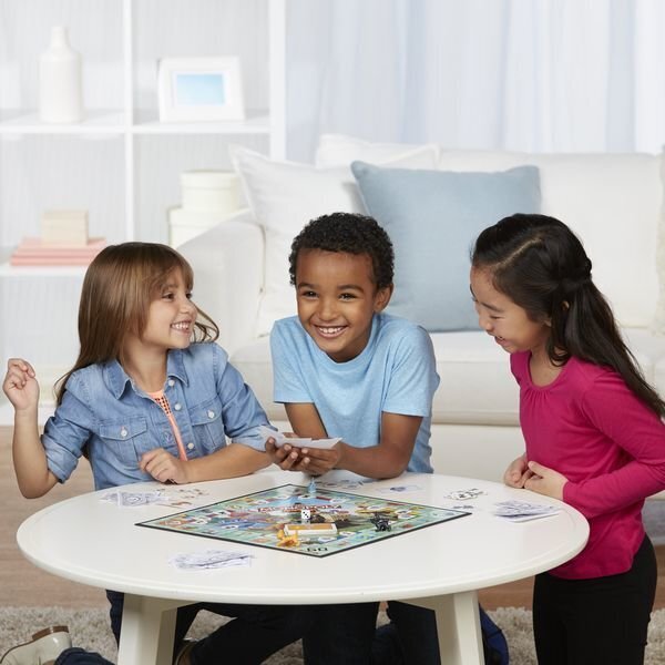 Laste Monopoly Hasbro цена и информация | Lauamängud ja mõistatused | kaup24.ee