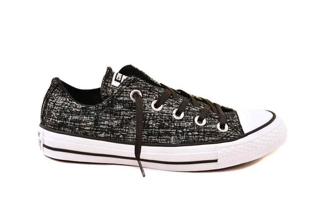 Tossud Naised Converse 1104 hind ja info | Naiste spordi- ja vabaajajalatsid | kaup24.ee