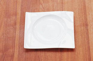 Тарелка Villeroy & Boch NewWave, 24x22 см цена и информация | Посуда, тарелки, обеденные сервизы | kaup24.ee