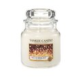 <p>Арома свеча Yankee Candle All Is Bright, 411 г</p>
