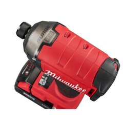 Аккумуляторный импульсный винтоверт MILWAUKEE M18 FUEL FQID-502X цена и информация | Шуруповерты, дрели | kaup24.ee