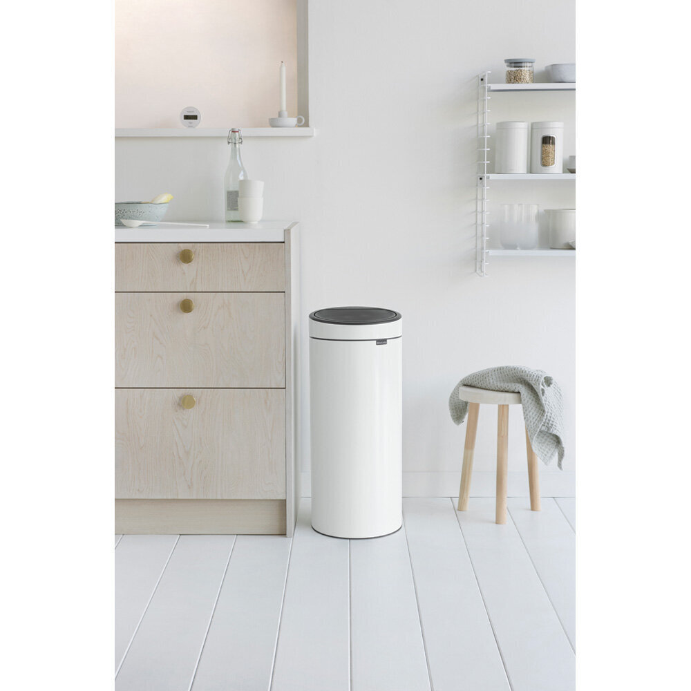 Prügikast, Touch Bin 30L White цена и информация | Prügikastid | kaup24.ee