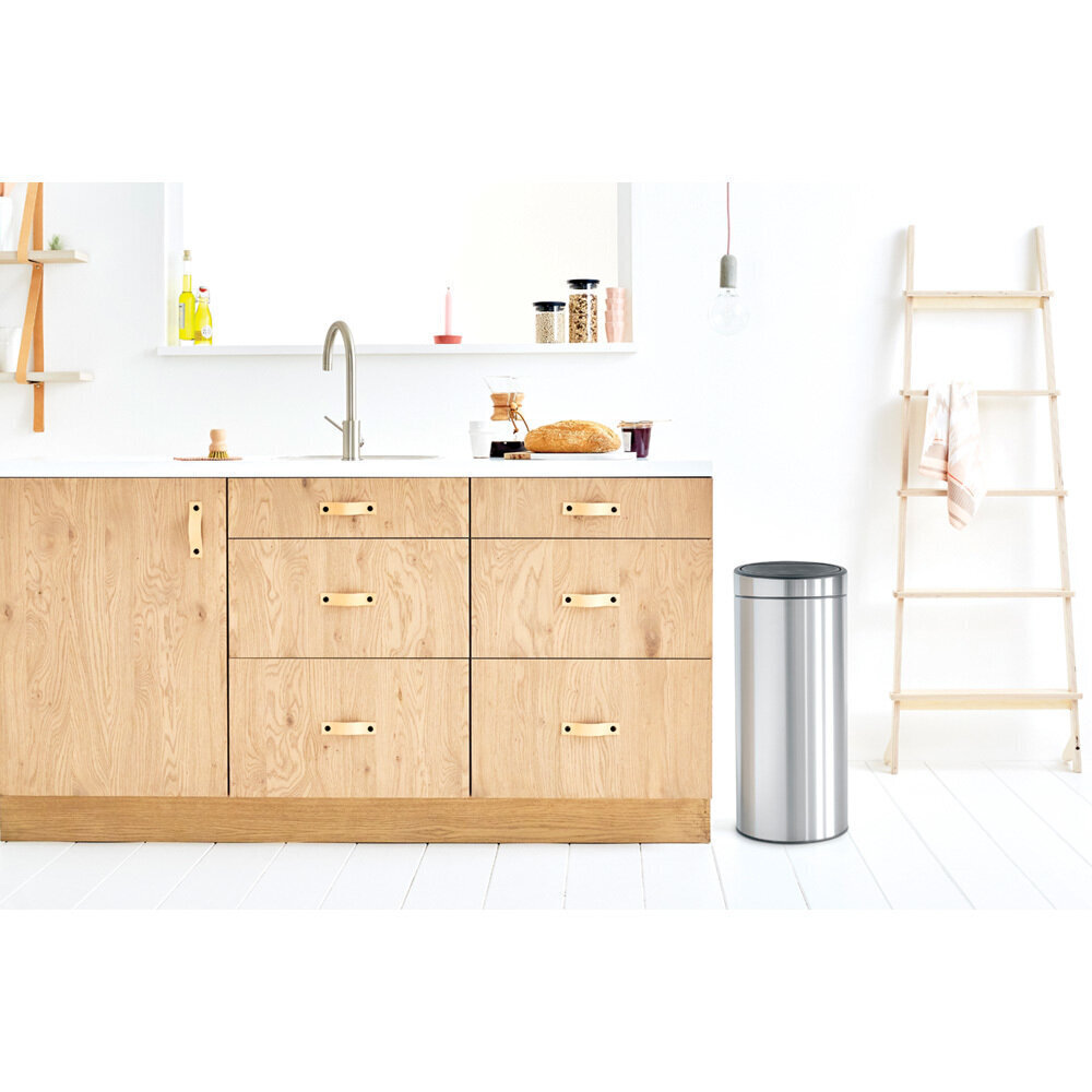 Brabantia Touch Bin puudutusele avanev prügikast 30L, matt teras, näpujäljekindel hind ja info | Prügikastid | kaup24.ee