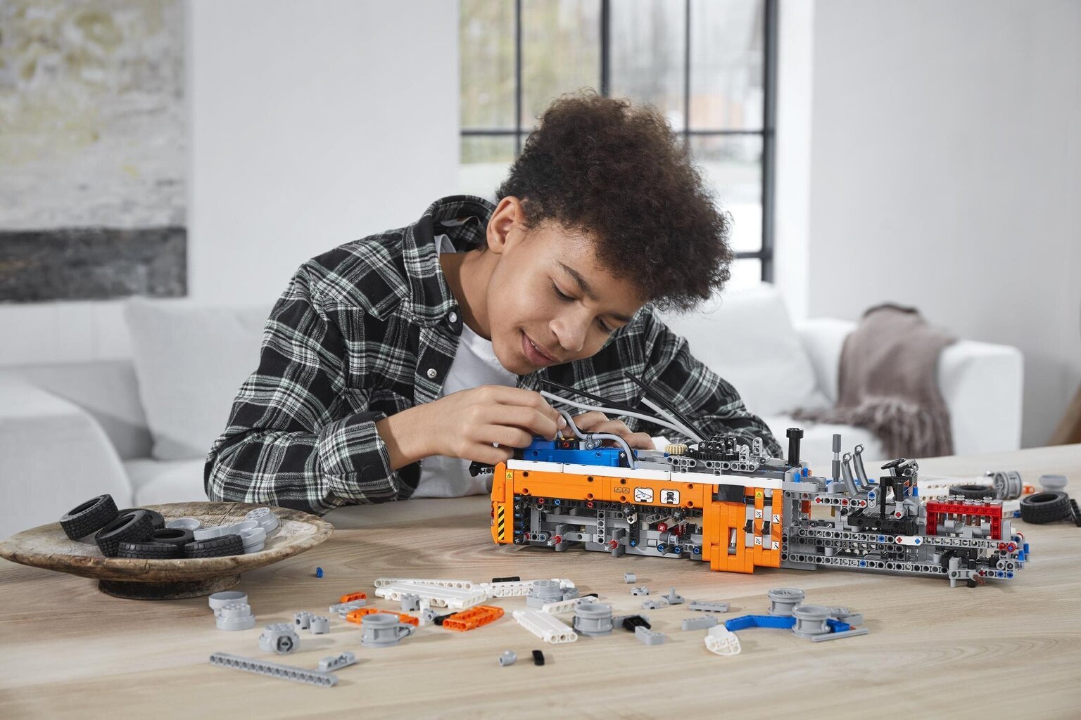 42128 LEGO® Technic Raskeveok hind ja info | Klotsid ja konstruktorid | kaup24.ee