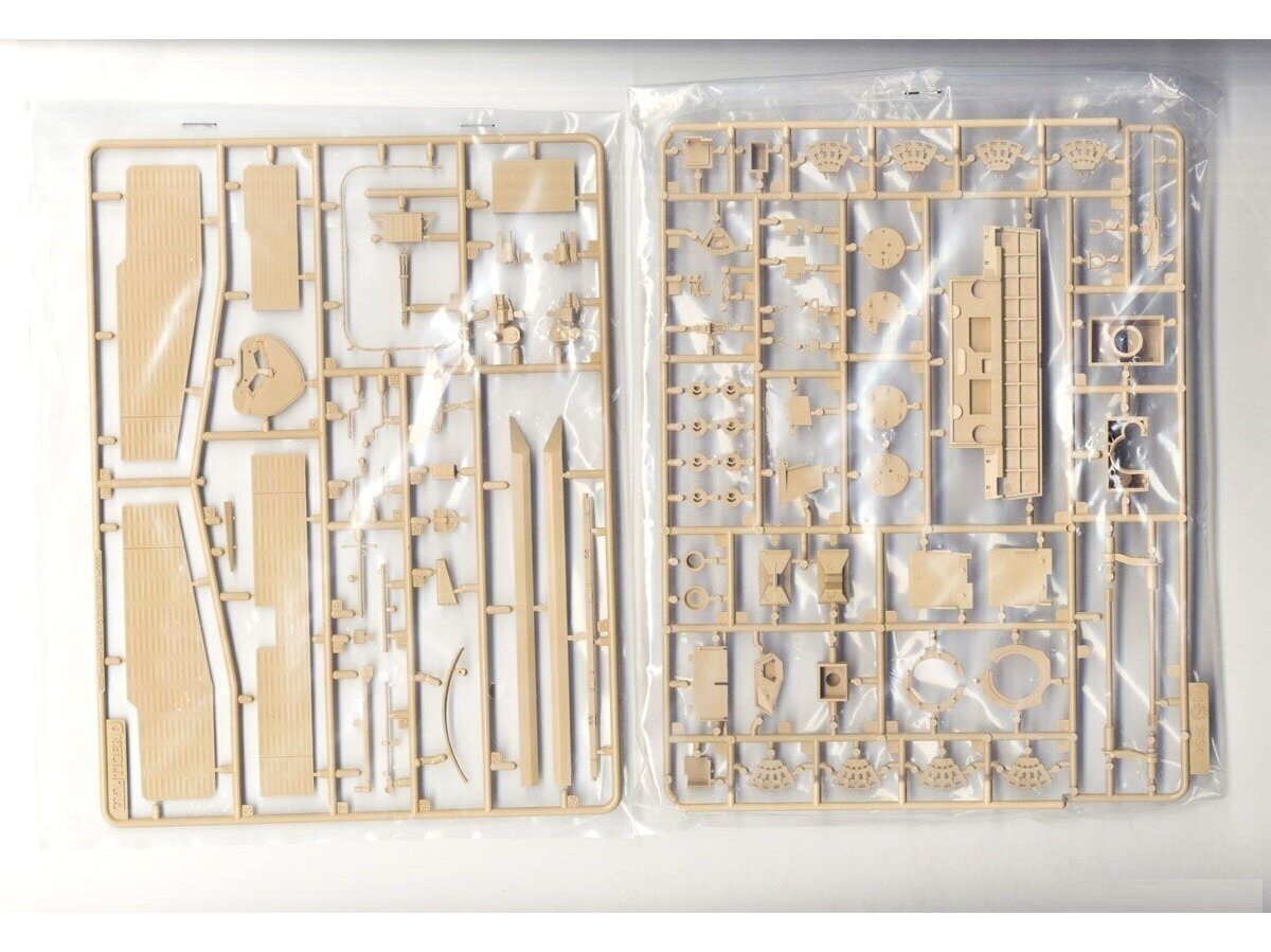 Konstruktortiigri mudel – Saksa lahingutank Leopard II Revolution I, 1/35, 4629 hind ja info | Klotsid ja konstruktorid | kaup24.ee