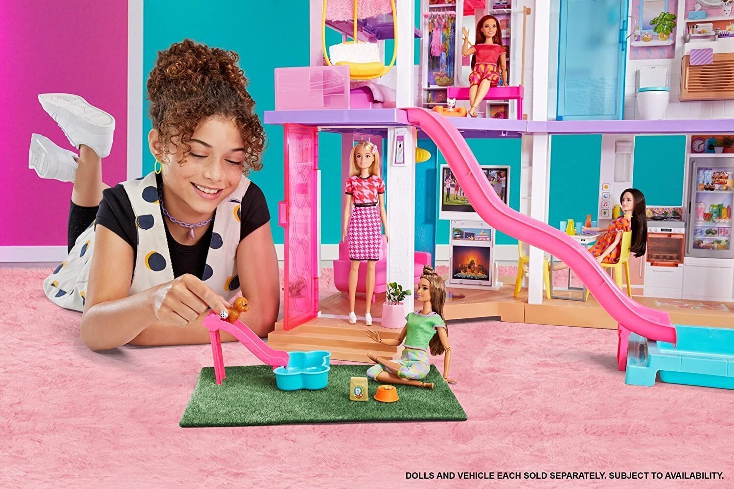 Nukk Barbie unistuste maja koos basseiniga цена и информация | Tüdrukute mänguasjad | kaup24.ee