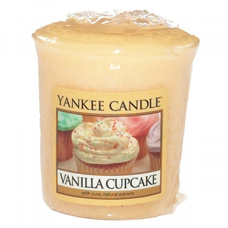Lõhnaküünal Yankee Candle Vanilla Cupcake, 49g цена и информация | Küünlad, küünlajalad | kaup24.ee