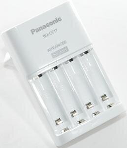 Laadija Panasonic Charger BQ-CC17, 4-le akule hind ja info | Patareid | kaup24.ee