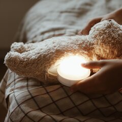 Ночник с ночной лампой и розовым шумом Moonie мишка, бежевый цена и информация | Игрушки для малышей | kaup24.ee