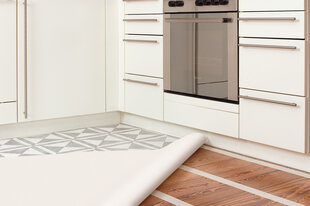 Kahepoolne teip põrandakatete kinnitamiseks tesa 10mx50mm hind ja info | Käsitööriistad | kaup24.ee