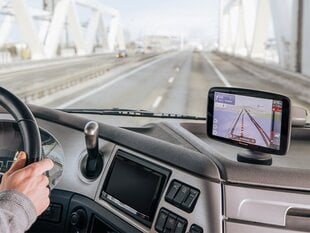GPS-seade TomTom GO Expert 6 hind ja info | Tomtom Autokaubad | kaup24.ee
