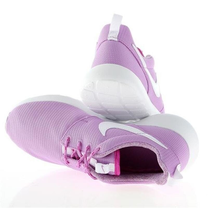 Naiste tossud Nike Rosherun W 599729-503, lilla цена и информация | Naiste spordi- ja vabaajajalatsid | kaup24.ee