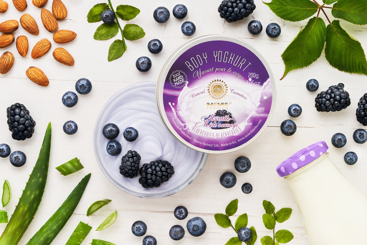 Kehajogurt Blueberries-Blackberries Saules Fabrika, 200 g hind ja info | Kehakreemid, kehaspreid | kaup24.ee