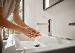 Смеситель для умывальника с push-open Hansgrohe Finoris 110, матовый черный цена и информация | Смесители | kaup24.ee