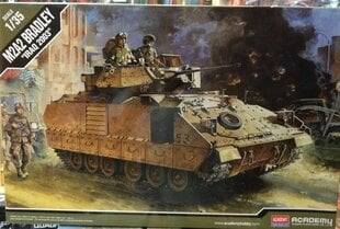 Liimitav mudel Academy 13205 M2A2 BRADLY OIF 1/35 hind ja info | Liimitavad mudelid | kaup24.ee