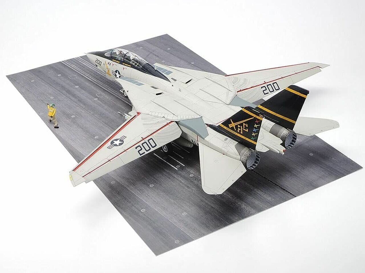 Tamiya - Grumman F-14A Tomcat (Late Model) Carrier Launch Set, 1/48, 61122 цена и информация | Klotsid ja konstruktorid | kaup24.ee