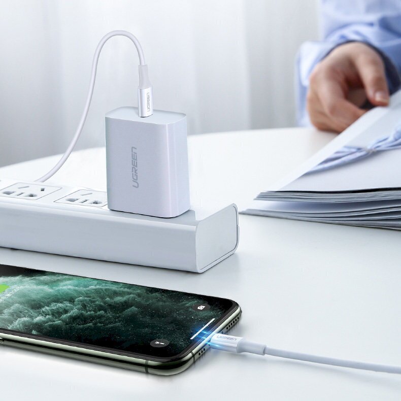 Ugreen MFi kaabel USB-tüüpi C kaabel – Lightning 3A 0,5 m valge (US171) цена и информация | Mobiiltelefonide kaablid | kaup24.ee