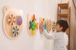 Puidust riputatav seinamäng - Värvide pööramine Viga hind ja info | Arendavad mänguasjad | kaup24.ee
