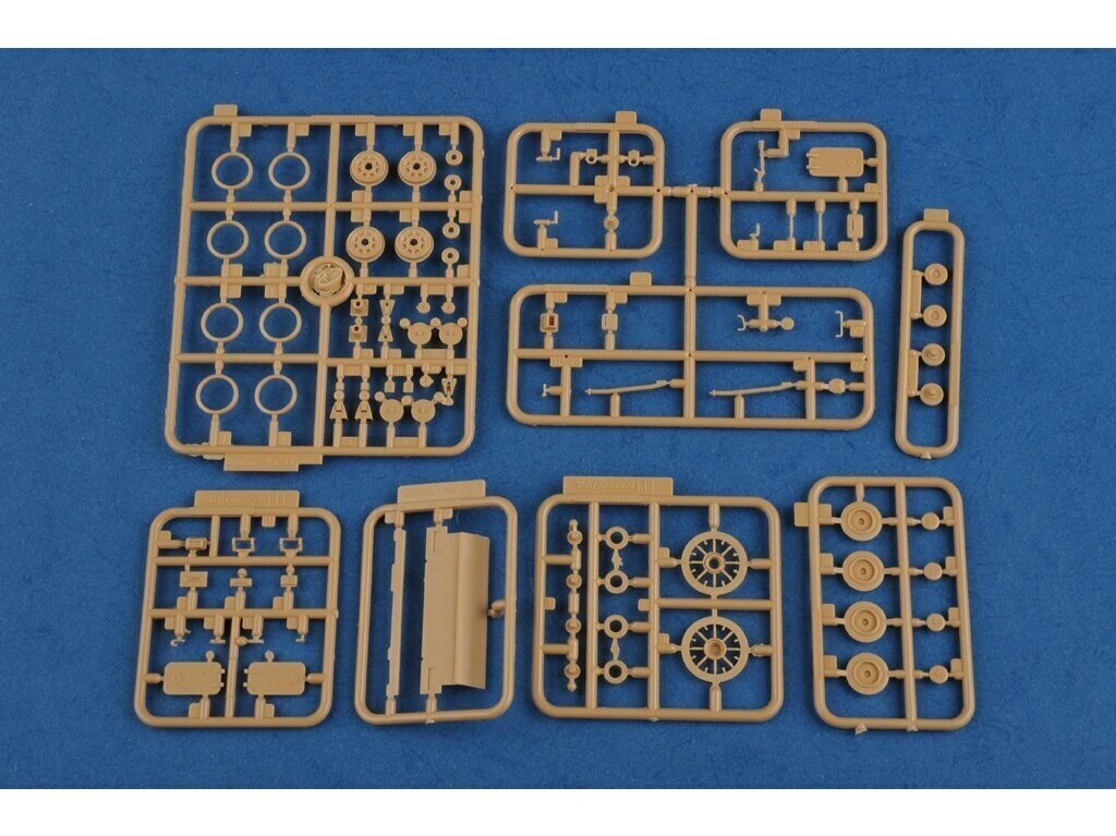 Hobbyboss - German Panzerkampfwagen IV Ausf. B, 1/35, 80131 цена и информация | Klotsid ja konstruktorid | kaup24.ee