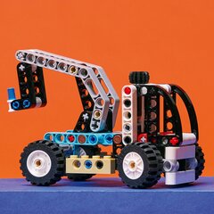 Телескопический погрузчик 42133 LEGO® Technic  цена и информация | Конструкторы и кубики | kaup24.ee