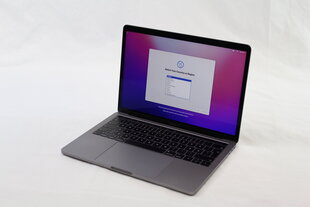 MacBook Pro 2019 Retina 13" 4xUSB-C - Core i5 2.4GHz / 8GB / 256GB SSD / SWE / Space Gray (kasutatud, seisukord A) hind ja info | Sülearvutid | kaup24.ee