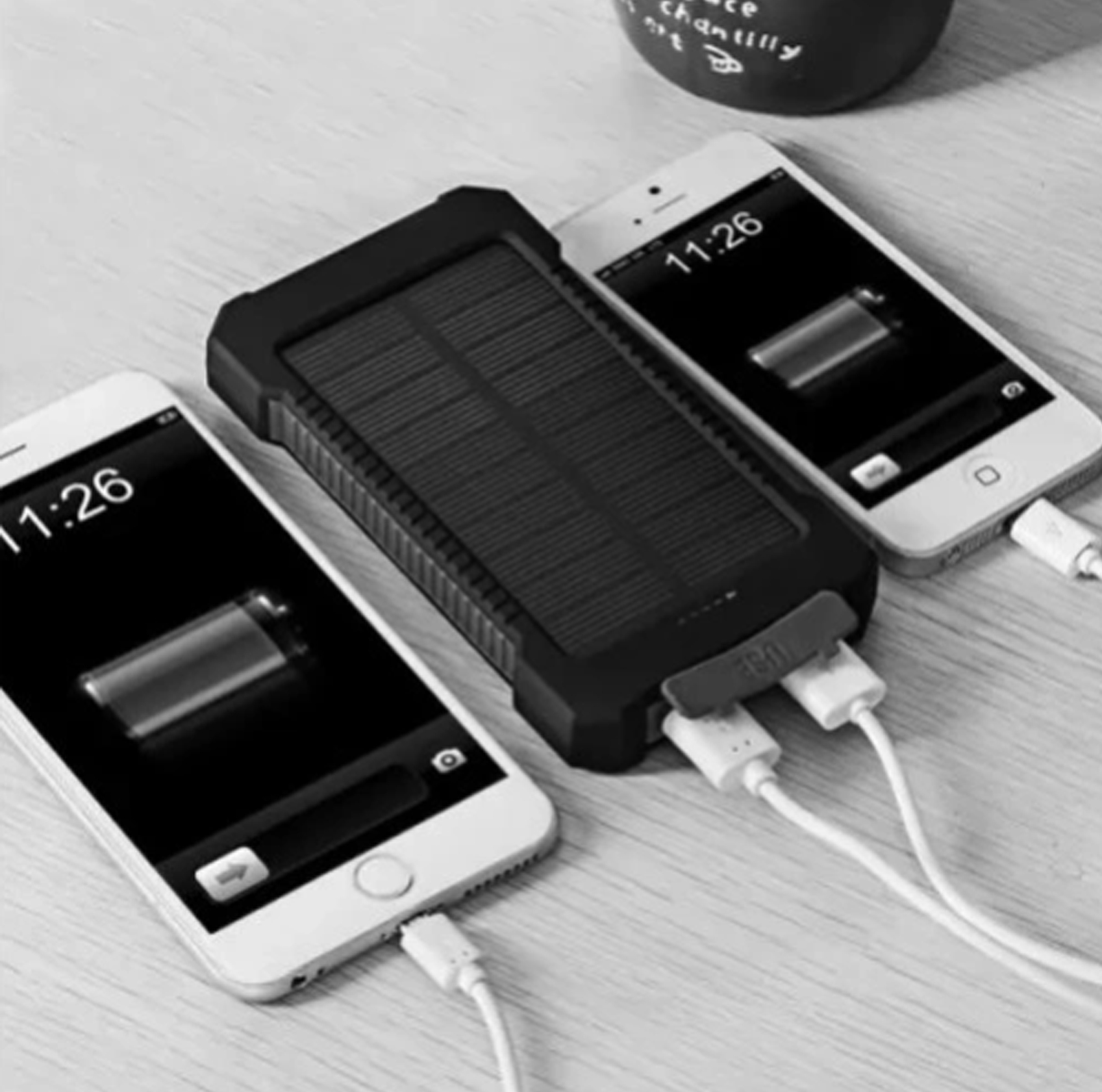 UUSIM PÄIKESE POWERBANK 20000mAh 2xUSB TARVIK Toote sügavus 2,3 cm