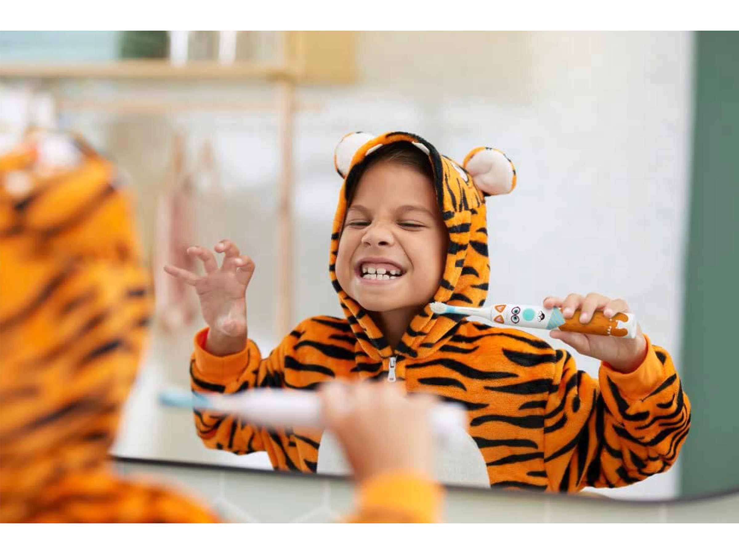 Philips Sonic lastele mõeldud hambahari Lastele Põhivärv on valge
