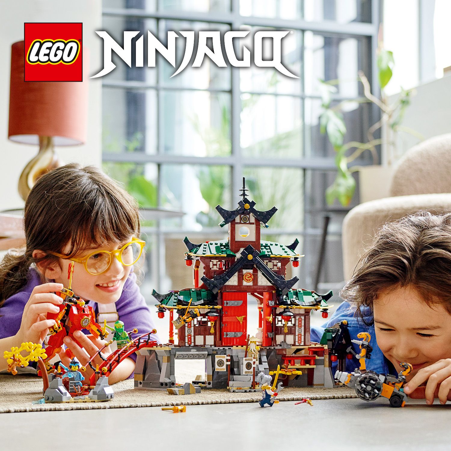 Pilkupüüdev NINJAGO® templikomplekt