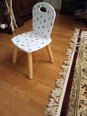 Белый детский стул, украшенный звездами 32 х 50 см