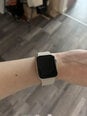 Apple Watch SE 2023 GPS 40mm Sport Band S/M, starlight (MR9U3ET/A)